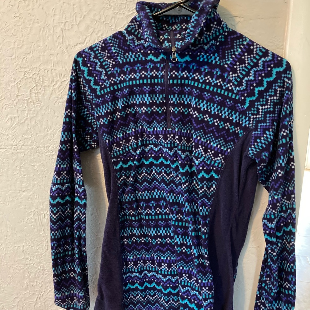 Columbia pullover